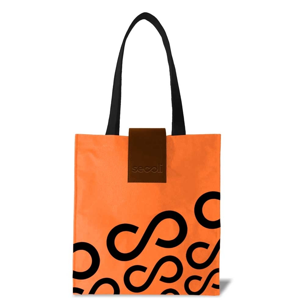 Bolsa com Alças Bicolores e Detalhe em Couro